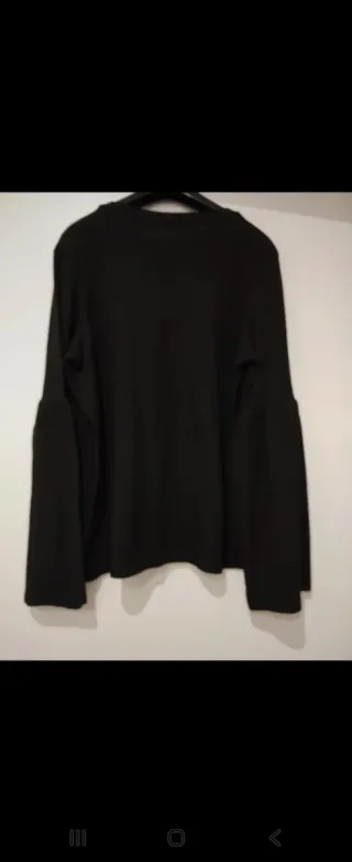 Maglione Zara nero manica a campana