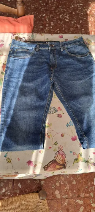 Pantalón vaquero Inside T. 44