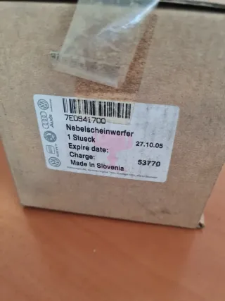 Faro Antiniebla Derecho VAG