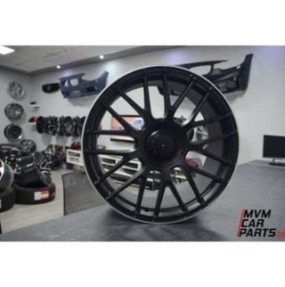 Juego de 4 Llantas 18 GTS Black matt MB24