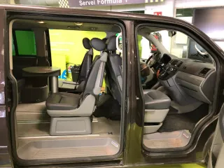 Volkswagen Multivan 2009 T5 Highline