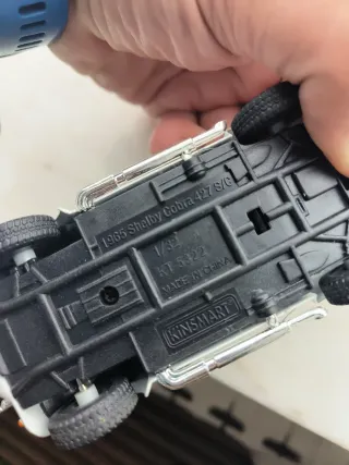 Ford Shelby Cobra 427 1/32