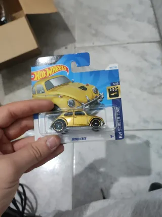 Hot Wheels Bumblebee HW Screen Time