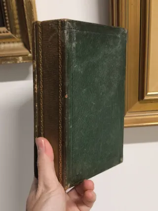 Caja antigua de cuero