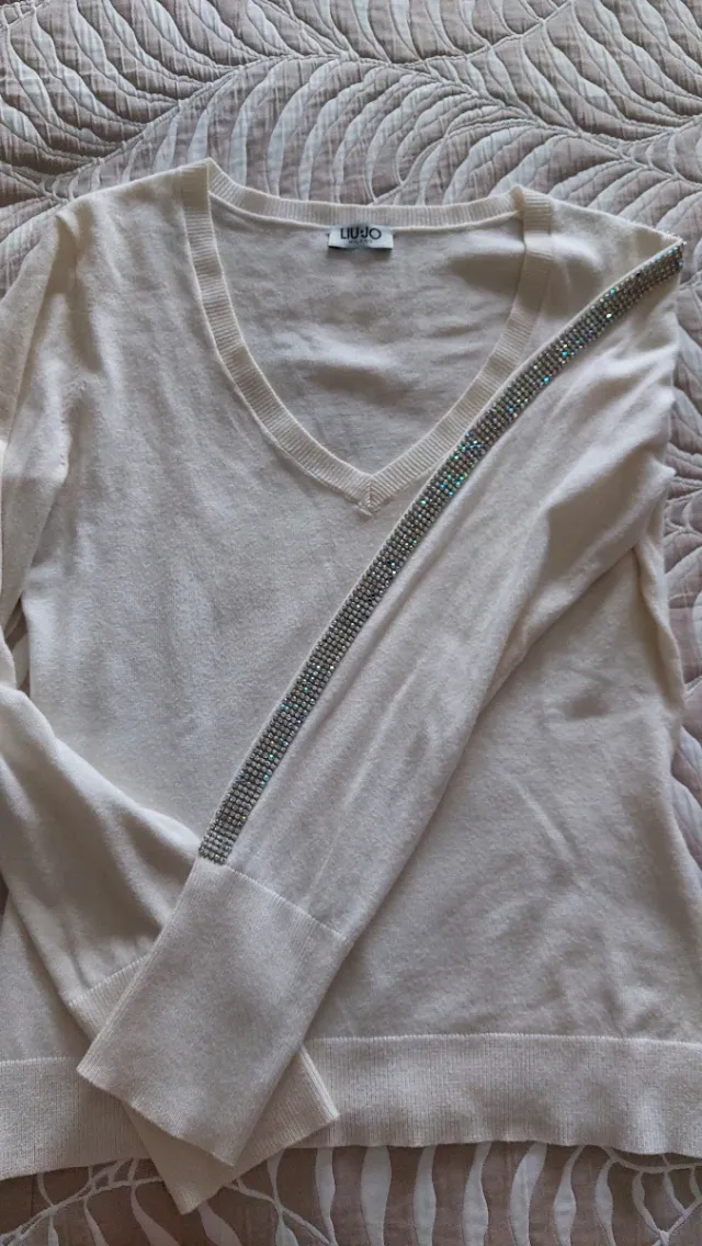 Jersey Liu Jo blanco con pedrería