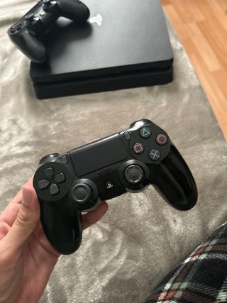 PS4 (PlayStation 4) Negra