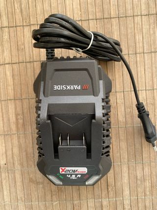 Cargador Parkside 20V X20TEAM 4.5A