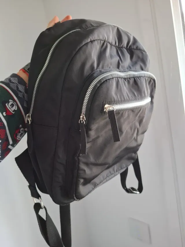 Mochila Negra Primark