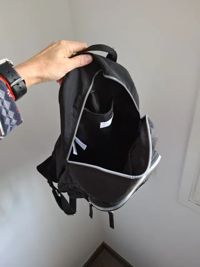 Mochila Negra Primark