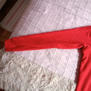 Camiseta SPAGNOLO manga larga roja.