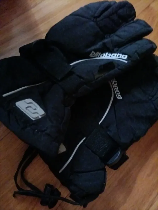 Guantes Billabong Negros