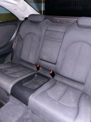 Mercedes-Benz  CLK 2002