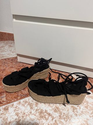 Sandalias Esparto Negras con Cuña