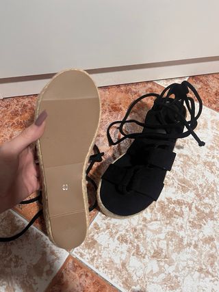 Sandalias Esparto Negras con Cuña