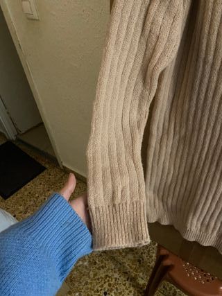 Jersey cuello alto beige talla S