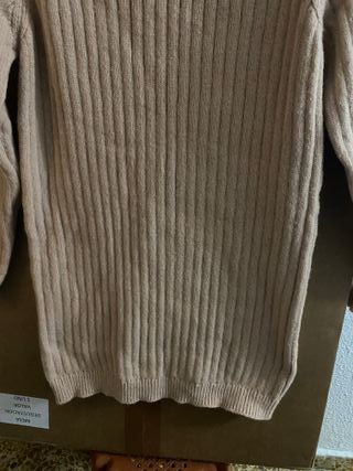 Jersey cuello alto beige talla S