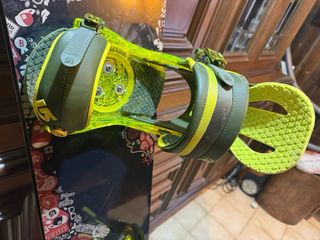 Tavola Snowboard Burton + Attacchi + Scarponi