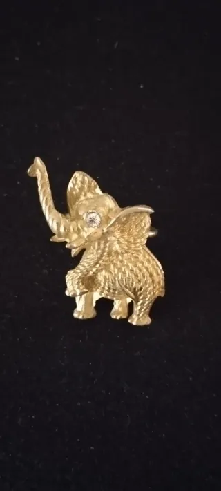 Sujeta pañuelo vintage elefante dorado con piedra