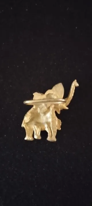 Sujeta pañuelo vintage elefante dorado con piedra
