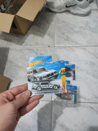 Hot Wheels Volvo 240 Drift Wagon