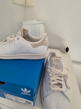 Zapatillas Adidas Stan Smith.