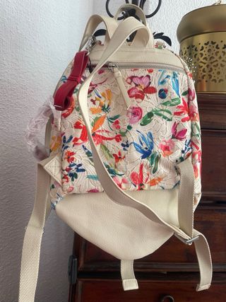 Mochila Desigual floral beige multicolor