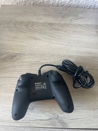 Gamepad Nacon GC-100 PC Rojo