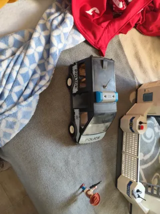 Estación de Policía Playmobil con Vehículo