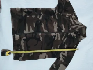 Cazadora polar Decathlon camuflaje 10-12 años