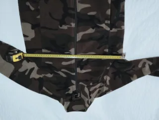 Cazadora polar Decathlon camuflaje 10-12 años