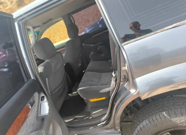 Toyota Land Cruiser 2003