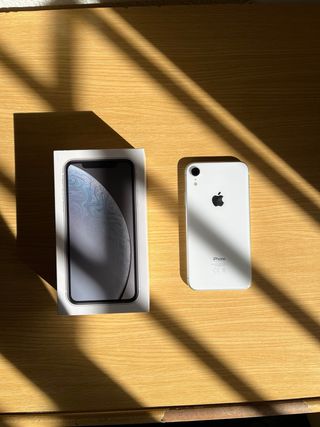 iPhone XR 128GB