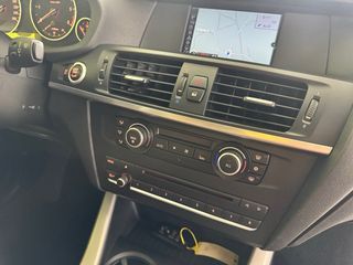 BMW X3 2011