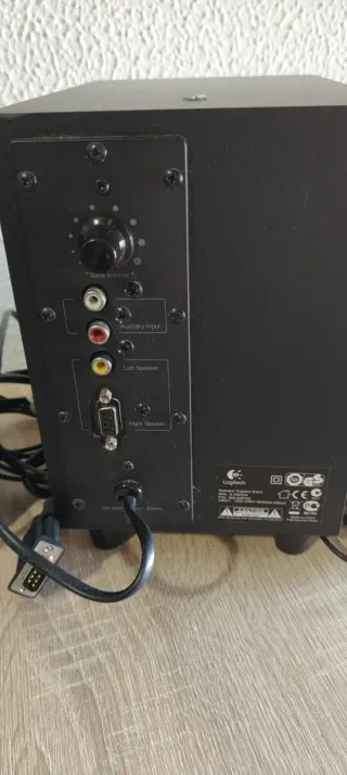 Altavoces Logitech Negros