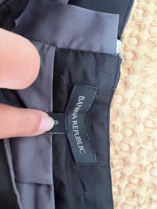 Falda Banana Republic gris y amarilla