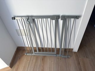 barreras seguridad niños gris