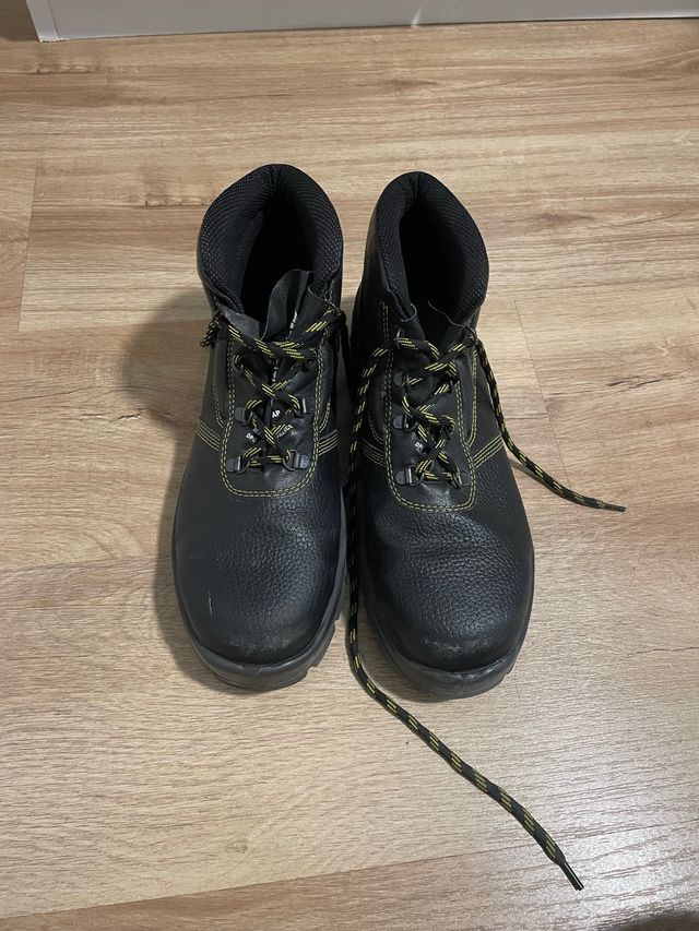 Botas de trabajo Deltaplus Negras