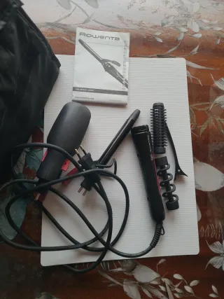 Plancha y rizador  de pelo Rowenta negra