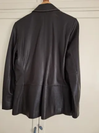 Chaqueta de piel  marrón Talla 42