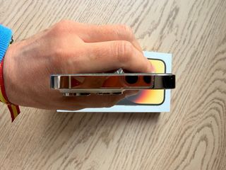 iPhone 14 Pro 512GB Oro