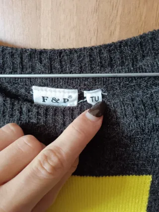 Abito in lana grigio e giallo