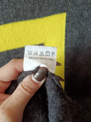 Abito in lana grigio e giallo