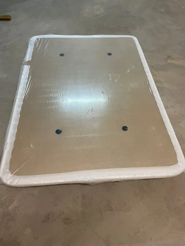 Bases  de madera y metal colchones de hoteles