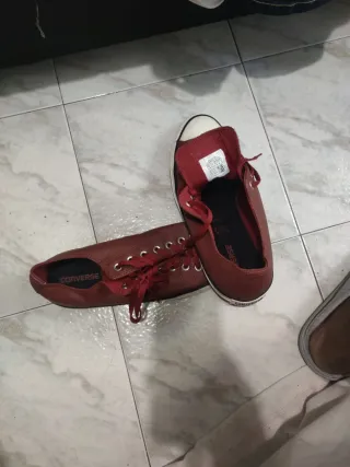 Converse Rojo Granate Talla 46 es de piel original