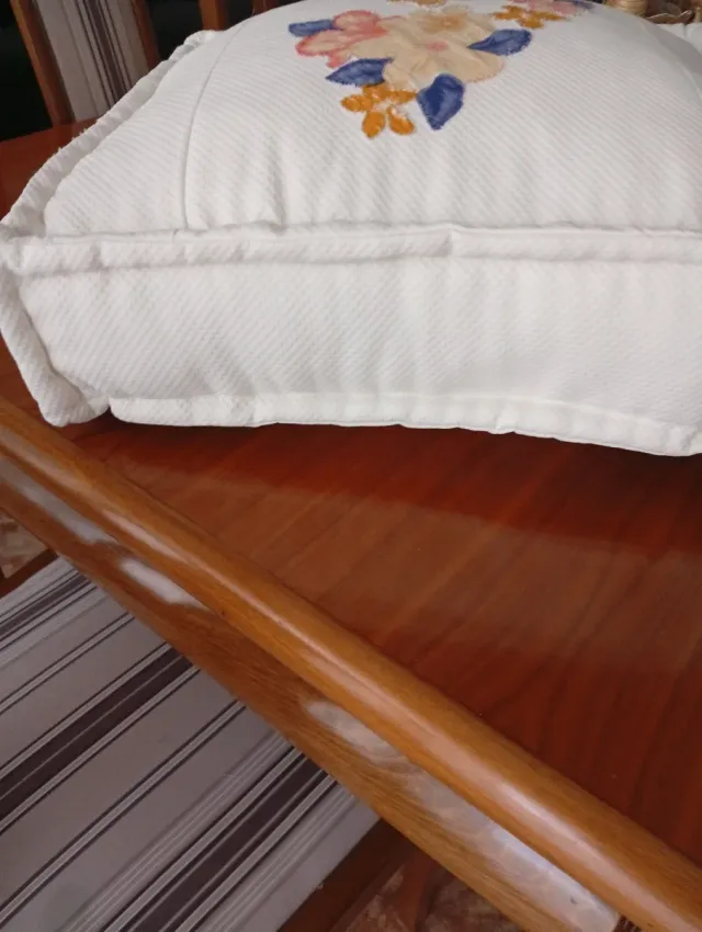 Cojín de suelo desicorativo floral