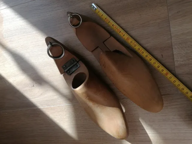 Hormas de madera para zapatos