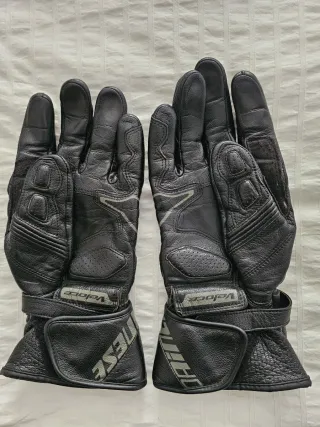 Guantes Dainese modelo Veloce Negro