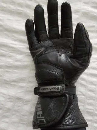 Guantes Dainese modelo Veloce Negro