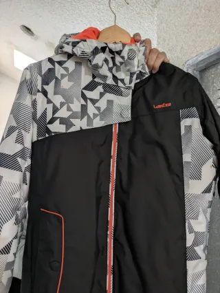 Traje de nieve Wedze gris. Cazadora talla 40.