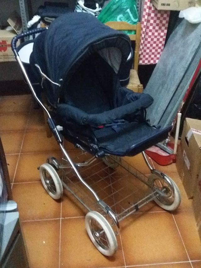 Carrito de bebé clásico